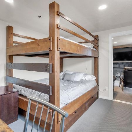 Incredible Updated Condo w/ Hot Tub Park City Exterior foto