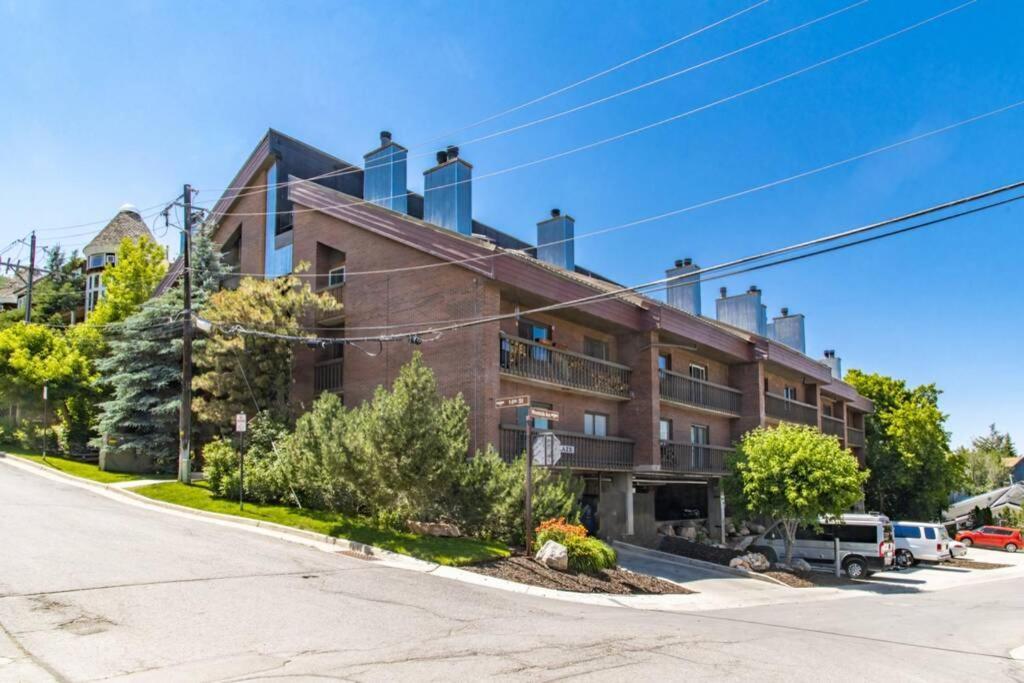 Incredible Updated Condo w/ Hot Tub Park City Exterior foto
