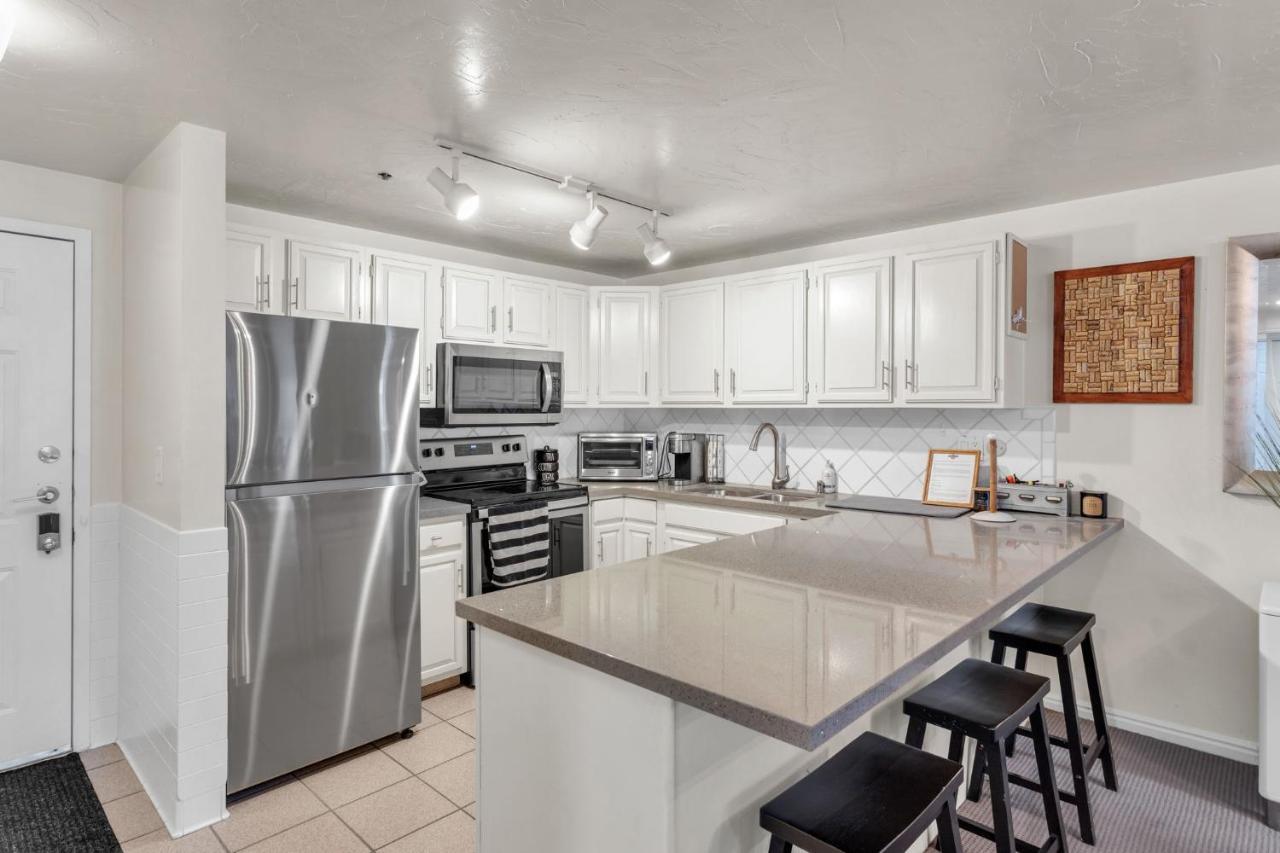 Incredible Updated Condo w/ Hot Tub Park City Exterior foto